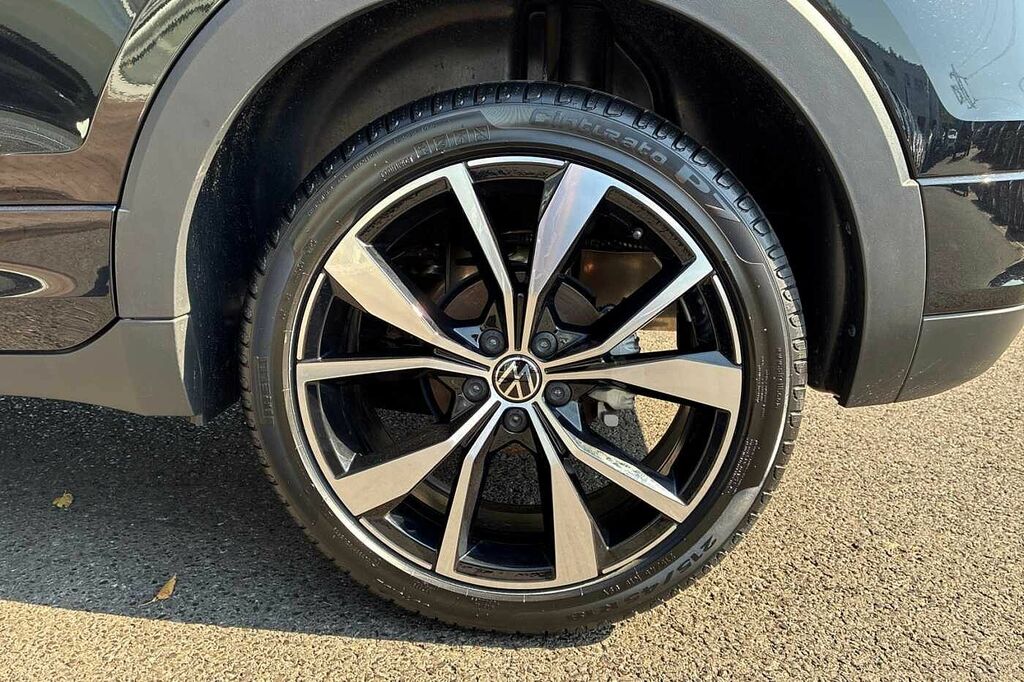 Volkswagen T-Cross 1.0 Tsi 115 R-line KP26LNC Black #5