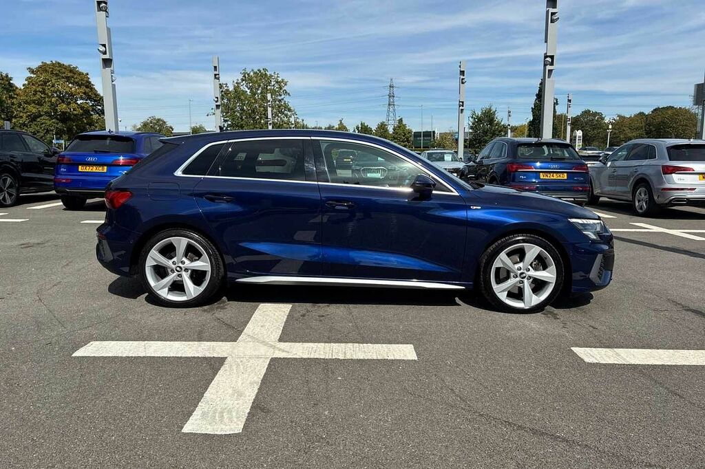 Audi A3 S Line 35 Tfsi 150 Ps 6-Speed Blue #4