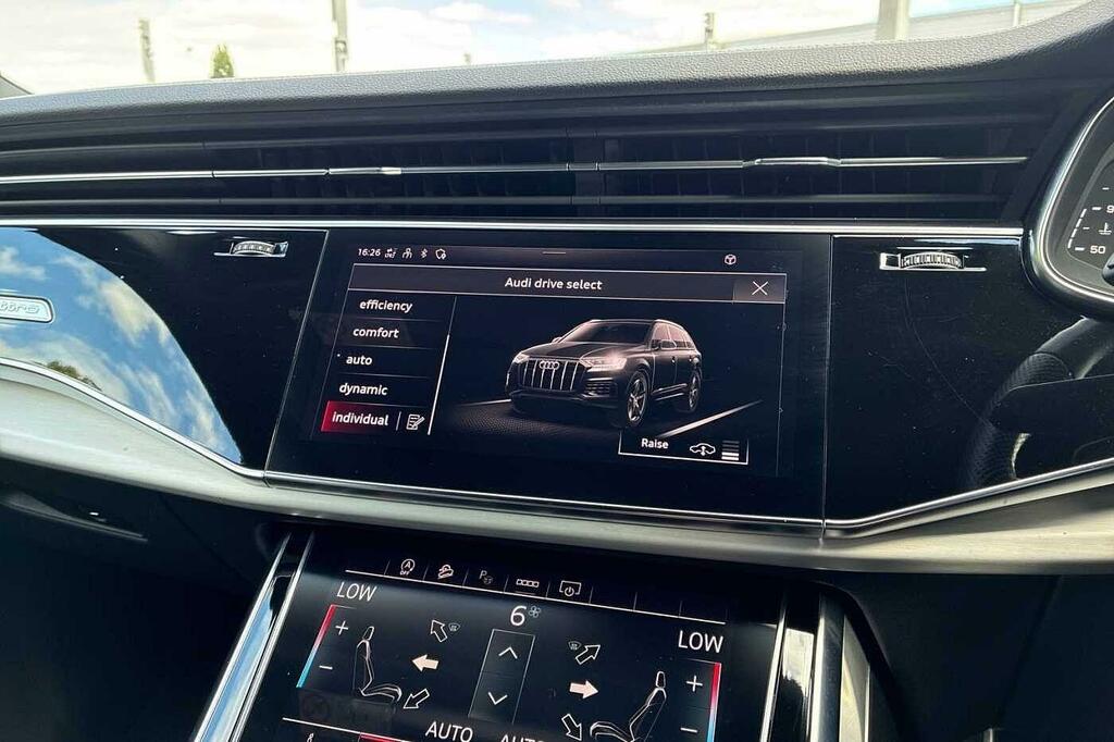 Audi Q7 Audi Q7 Estate 55 Tfsi Quattro S Line Tiptroni Silver #20