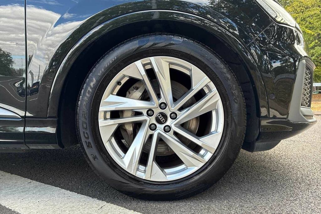 Audi Q7 3.0 Tdi V6 50 Black Edition Suv Tiptron Black #5