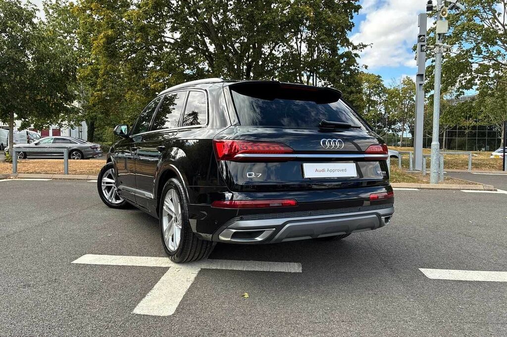 Audi Q7 3.0 Tdi V6 50 Black Edition Suv Tiptron Black #3