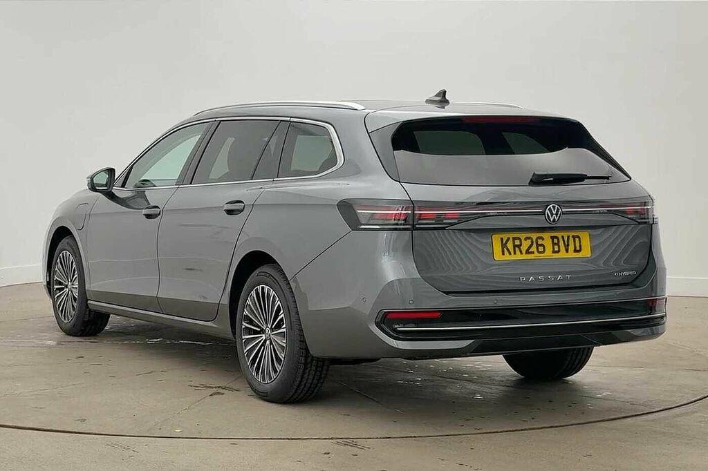 Volkswagen Passat 1.5 Tsi Ehybrid Elegance Dsg Grey #3