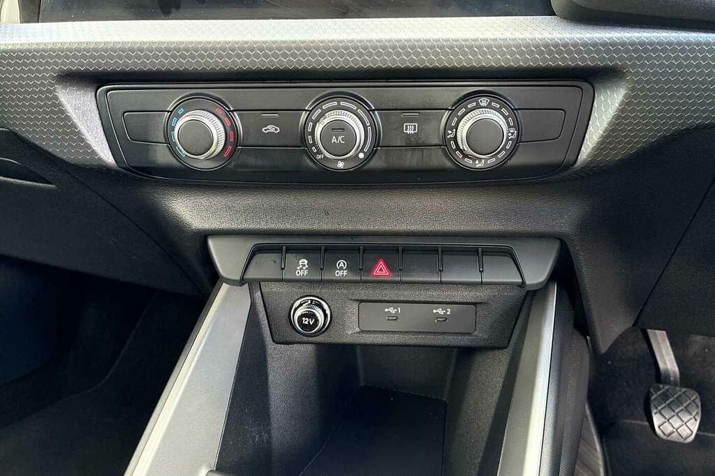 Audi A1 Tfsi 35 S Line Sportback S Tronic Euro 6 5-Door Red #17