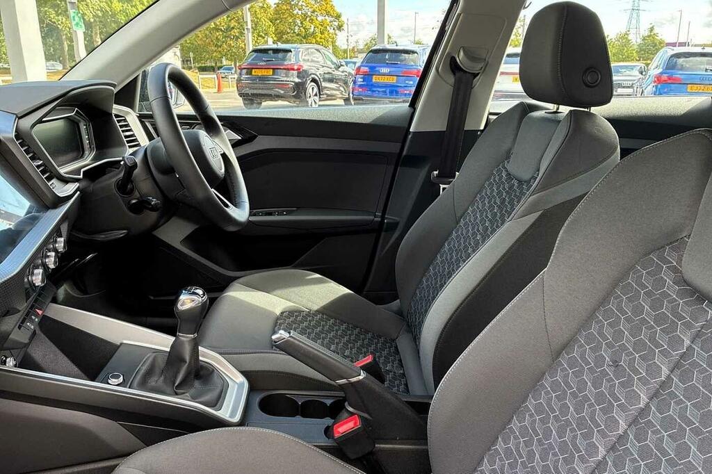 Audi A1 Tfsi 35 S Line Sportback S Tronic Euro 6 5-Door Red #10
