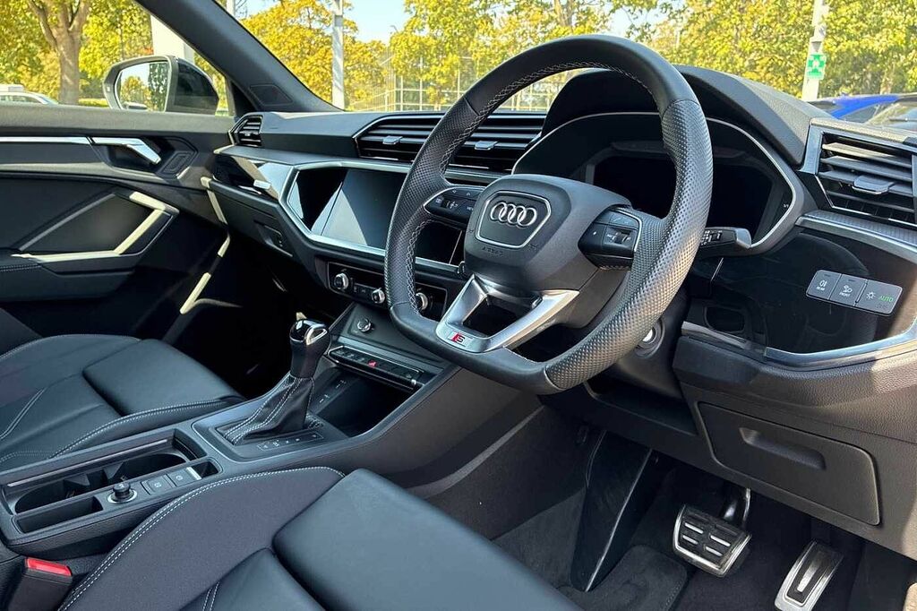 Audi Q3 Black Edition 35 Tfsi 150 Ps S Tronic Grey #6