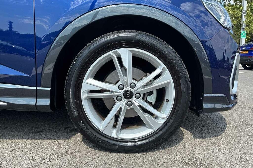 Audi Q3 1.5 Tfsi Cod 35 S Line Sportback S Tron Blue #5
