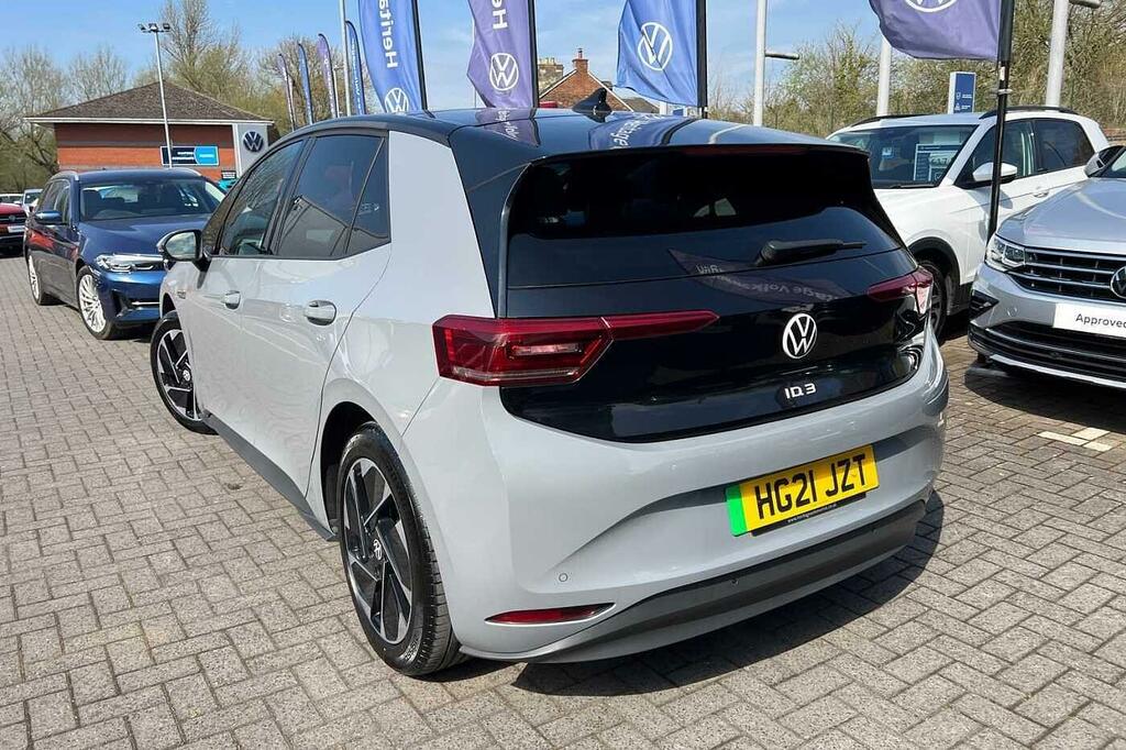 Volkswagen ID.3 Pro Performance 58Kwh Family Hatchback Electri Grey #3