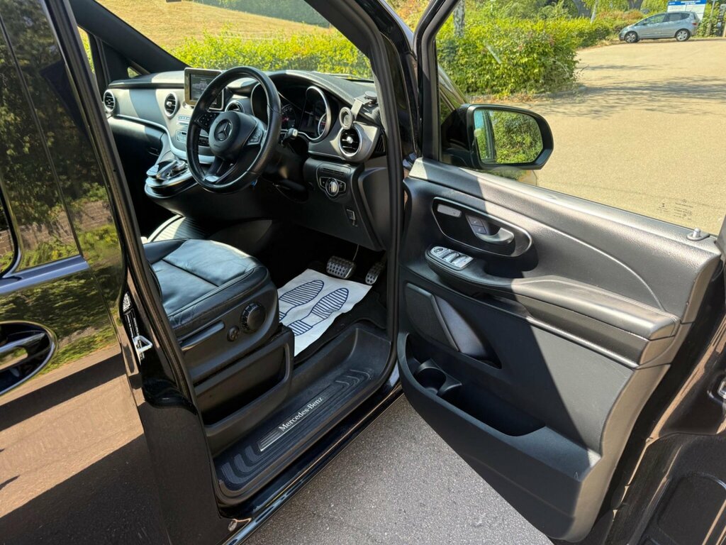 Mercedes-Benz V Class V 250 D Sport Marco Polo Grey #12