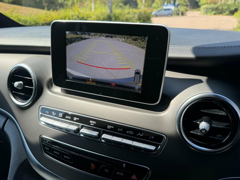 Mercedes-Benz V Class V 250 D Sport Marco Polo Grey #27