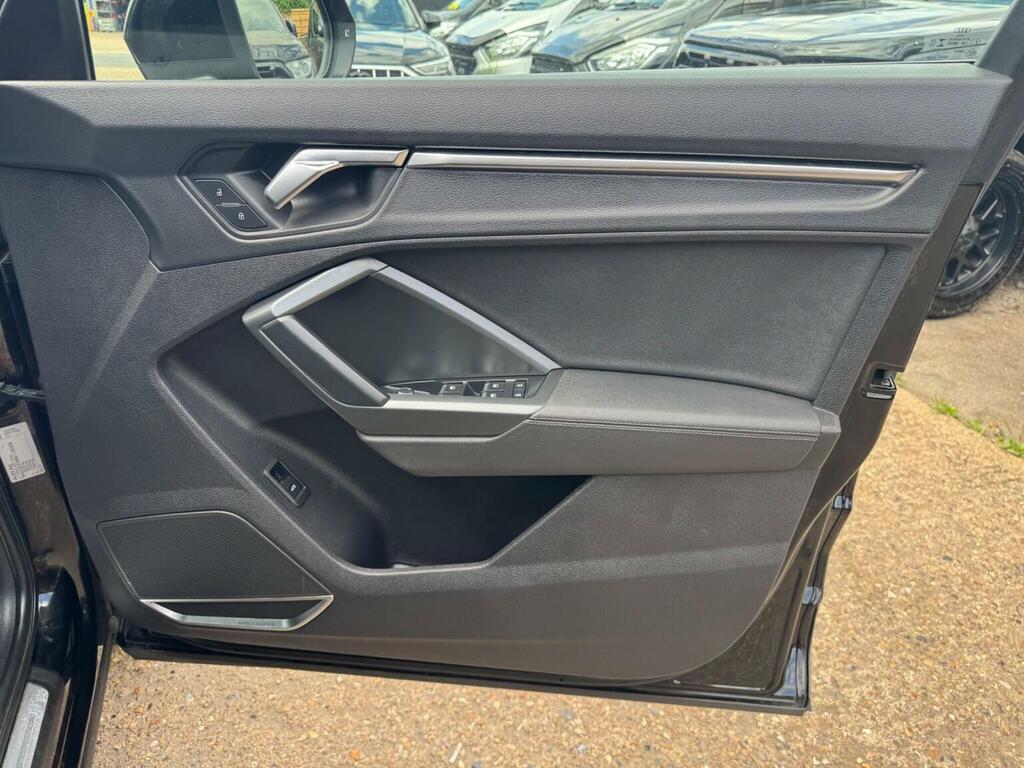 Audi Q3 Black Edition 35 Tfsi 150 Ps S Tronic Grey #25