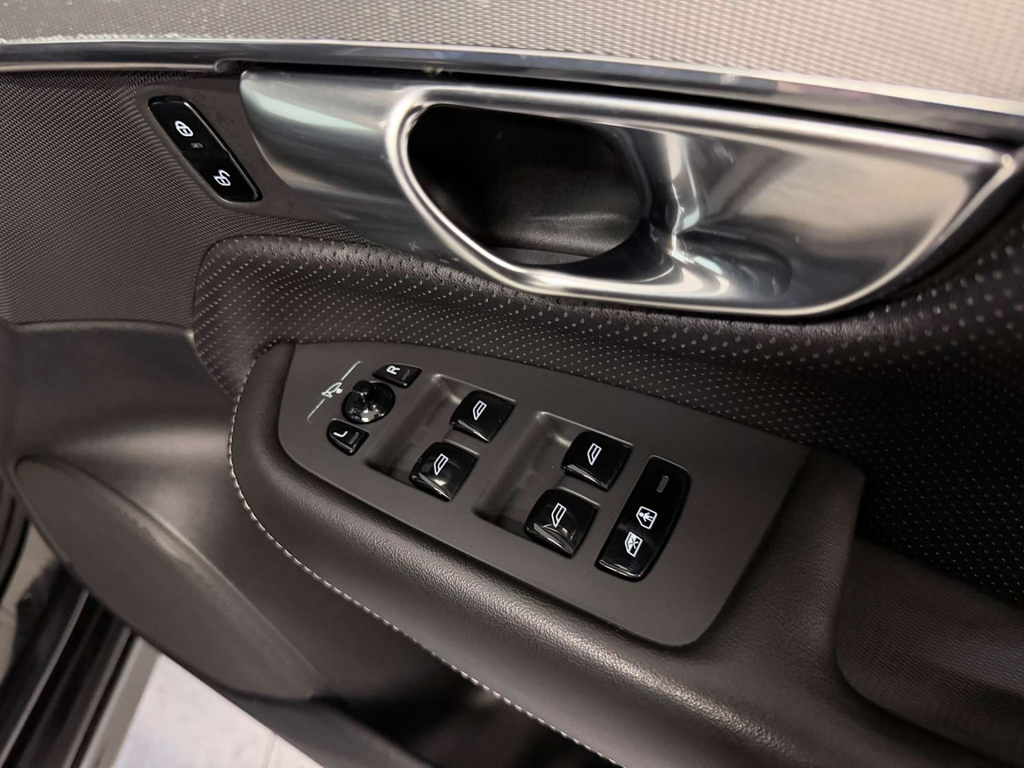 Volvo XC90 Recharge Inscription Pro, T8 Awd Plug-in Hybrid, S Silver #15
