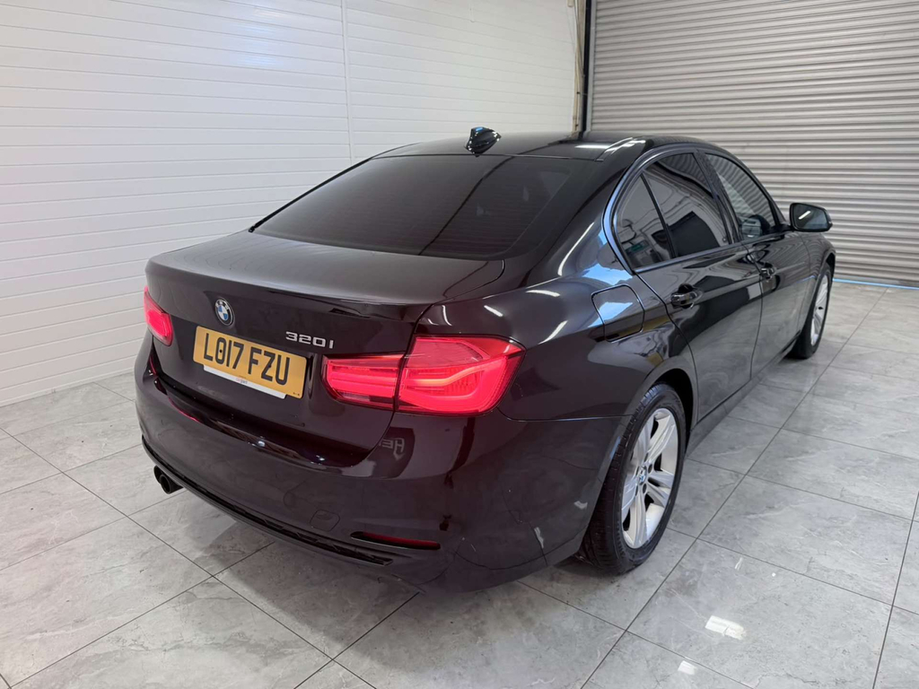 BMW 3 Series 2.0 330E 7.6Kwh Sport Saloon Plug-in Hy White #47