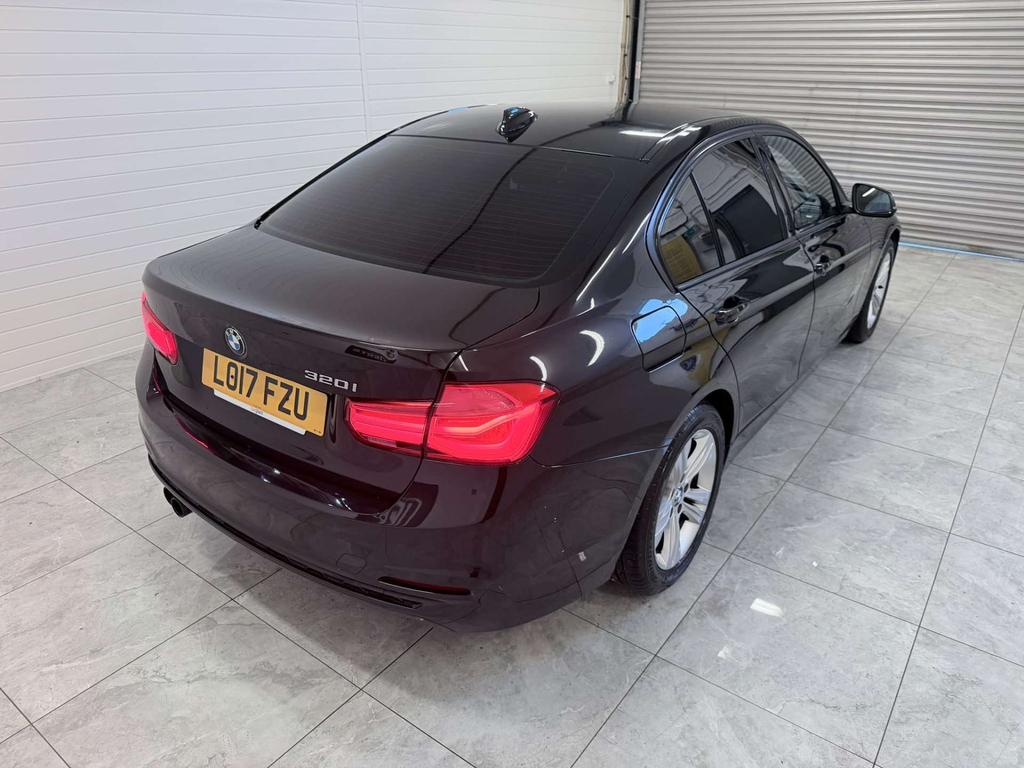 BMW 3 Series 2.0 330E 7.6Kwh Sport Saloon Plug-in Hy White #48