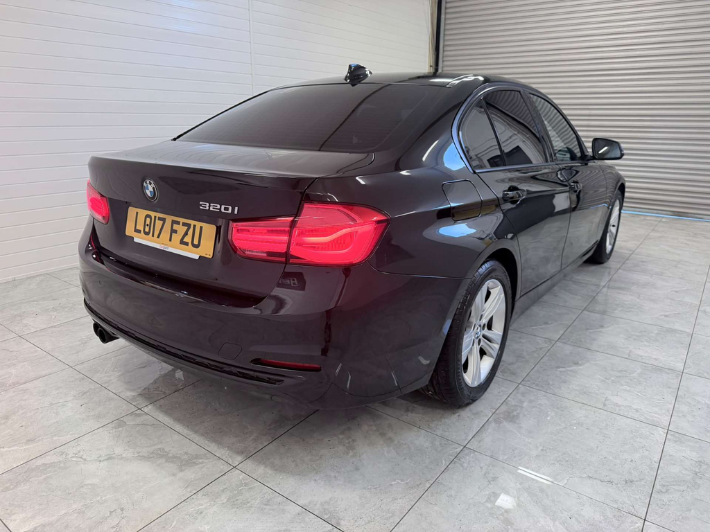 BMW 3 Series 2.0 330E 7.6Kwh Sport Saloon Plug-in Hy White #51