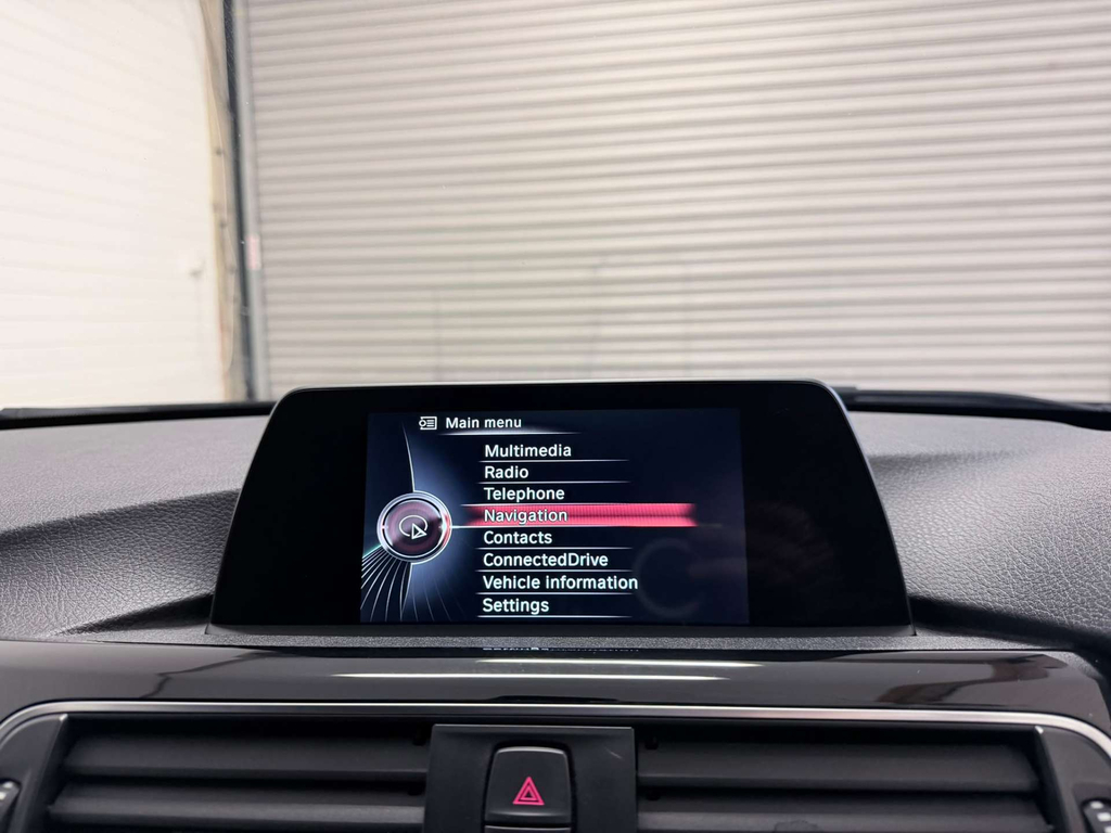 BMW 3 Series 2.0 330E 7.6Kwh Sport Saloon Plug-in Hy White #29