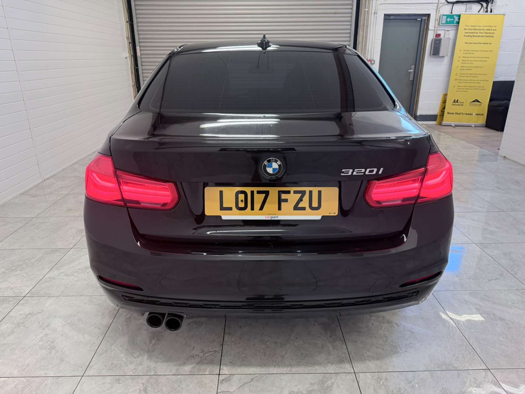 BMW 3 Series 2.0 330E 7.6Kwh Sport Saloon Plug-in Hy White #45