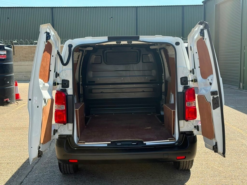 Peugeot Expert 2.0 Bluehdi 1400 S Standard Panel Van 6Dr M White #2