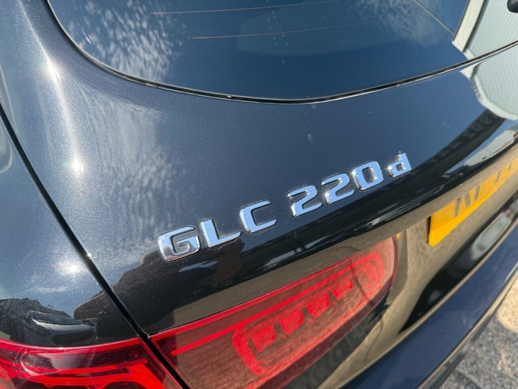 Mercedes-Benz GLC Class 2.0 Glc 300 D 4Matic Amg Line Premium 242 Bhp Black #20