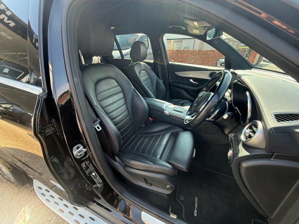 Mercedes-Benz GLC Class 2.0 Glc 300 D 4Matic Amg Line Premium 242 Bhp Black #27