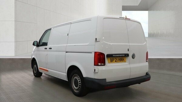 Volkswagen Transporter 2.0 Bitdi 204 Highline Kombi Van Dsg 204 Ps Red #5