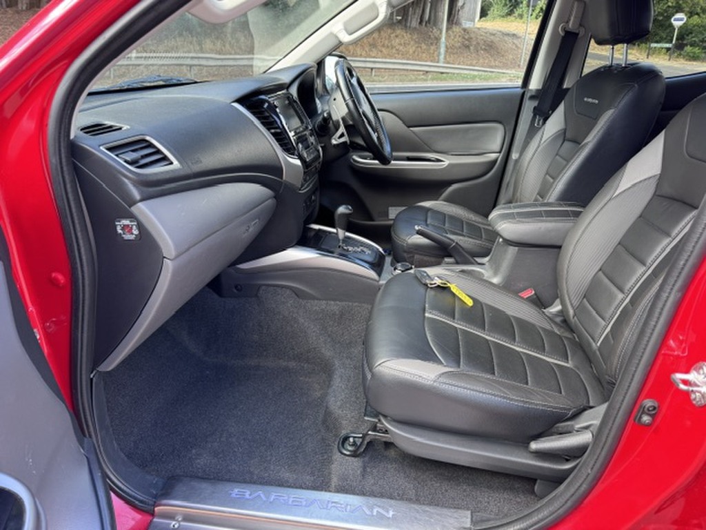 Mitsubishi L200 Double Cab Di-d 178 Barbarian 4Wd Red #5