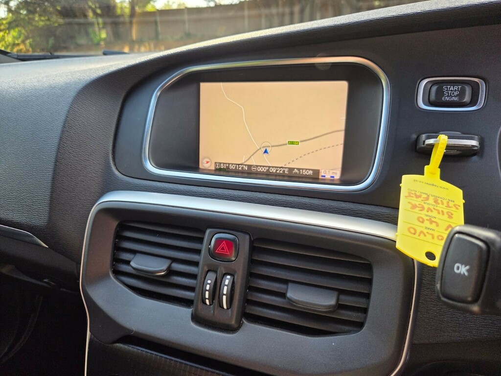 Volvo V40 T2 122 R Design Nav Plus Silver #6