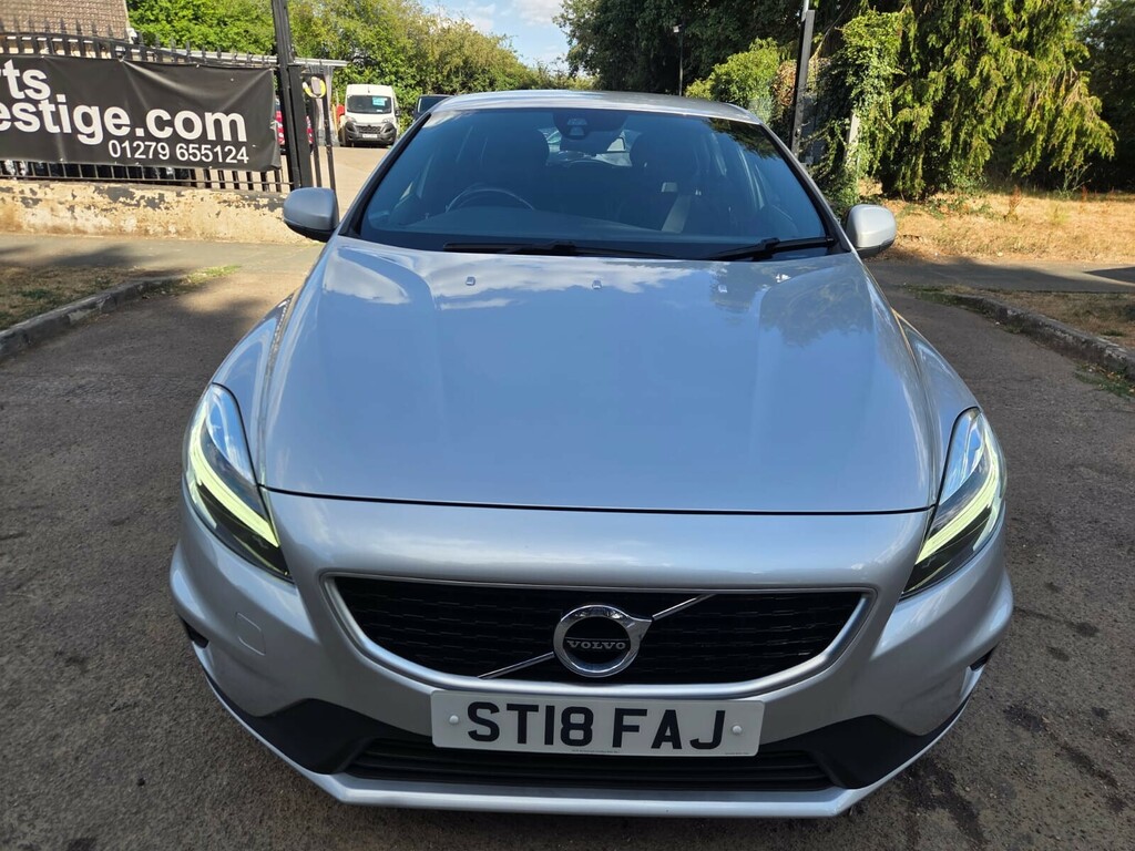 Volvo V40 T2 122 Momentum Nav Plus Geartronic 2018 Blue #15