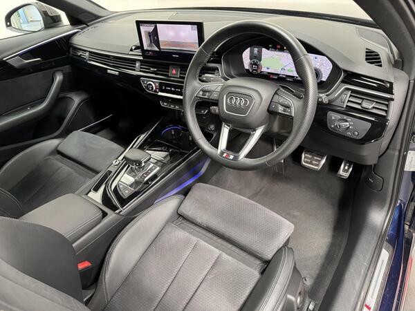 Audi A4 Avant Tdi 35 Black Edition Estate S Tronic Euro 6 S Black #16