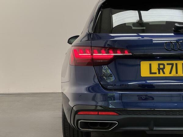 Audi A4 Avant Tdi 35 Black Edition Estate S Tronic Euro 6 S Black #10