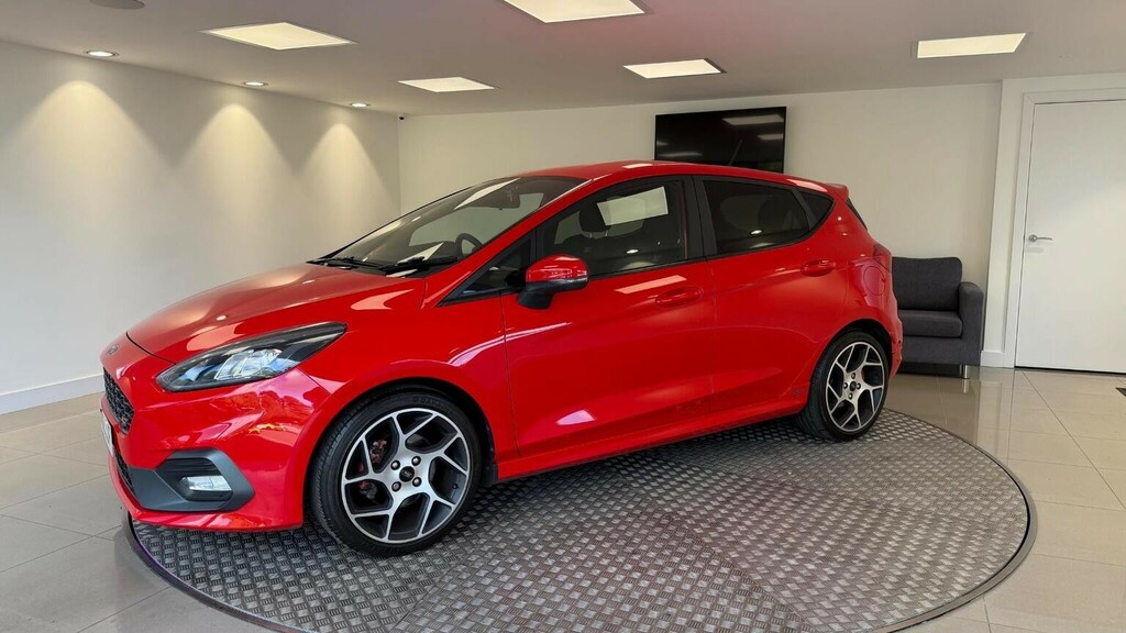 Ford Fiesta 1.5T Ecoboost St-2 Euro 6 Red