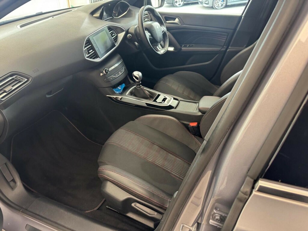 Peugeot 308 SW 308 Tech Edition Sw Puretech Ss White #50