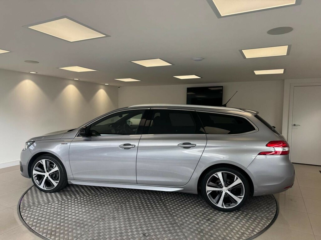 Peugeot 308 SW 308 Tech Edition Sw Puretech Ss White #17