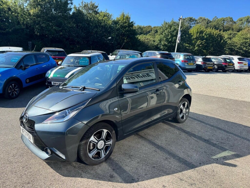 Toyota Aygo 1.0 Vvt-i X-clusiv3 Euro 6 Grey