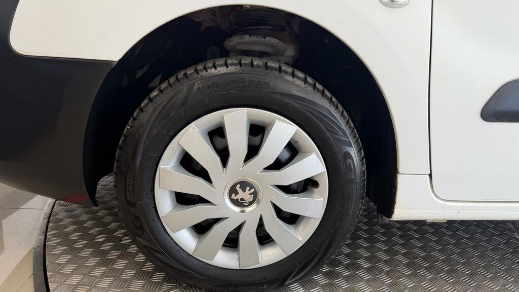 Peugeot Partner 1.2 Puretech Outdoor Euro 6 Ss Grey #48