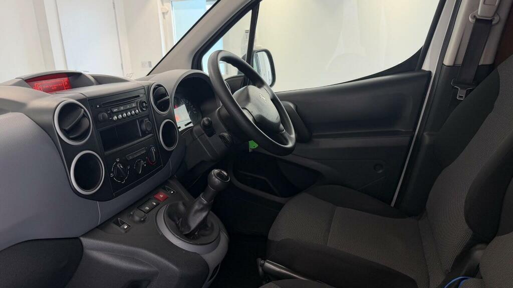 Peugeot Partner 1.2 Puretech Outdoor Euro 6 Ss Grey #32