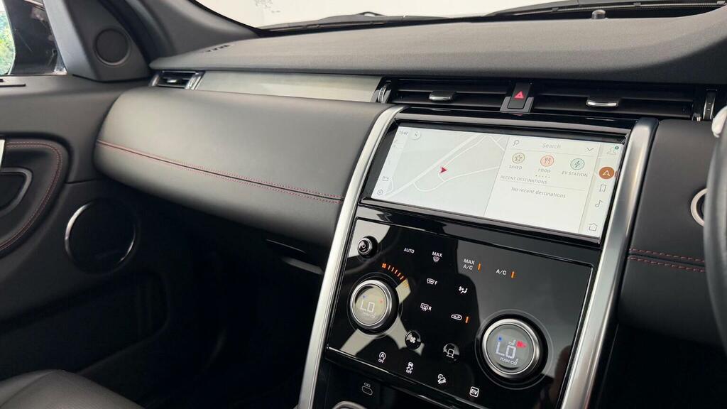 Land Rover Discovery Sport 2.0 D200 R-dynamic Se 5 Seat White #55