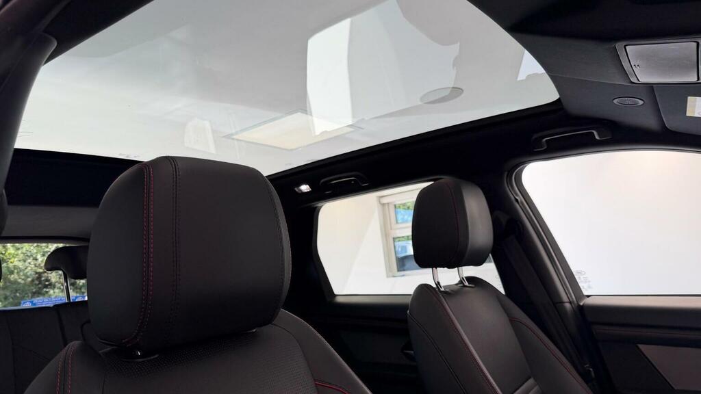 Land Rover Discovery Sport 2.0 D200 R-dynamic Se 5 Seat White #40