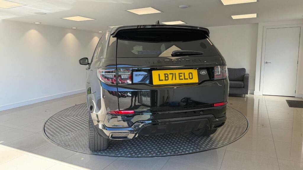 Land Rover Discovery Sport 2.0 D200 R-dynamic Se 5 Seat White #11