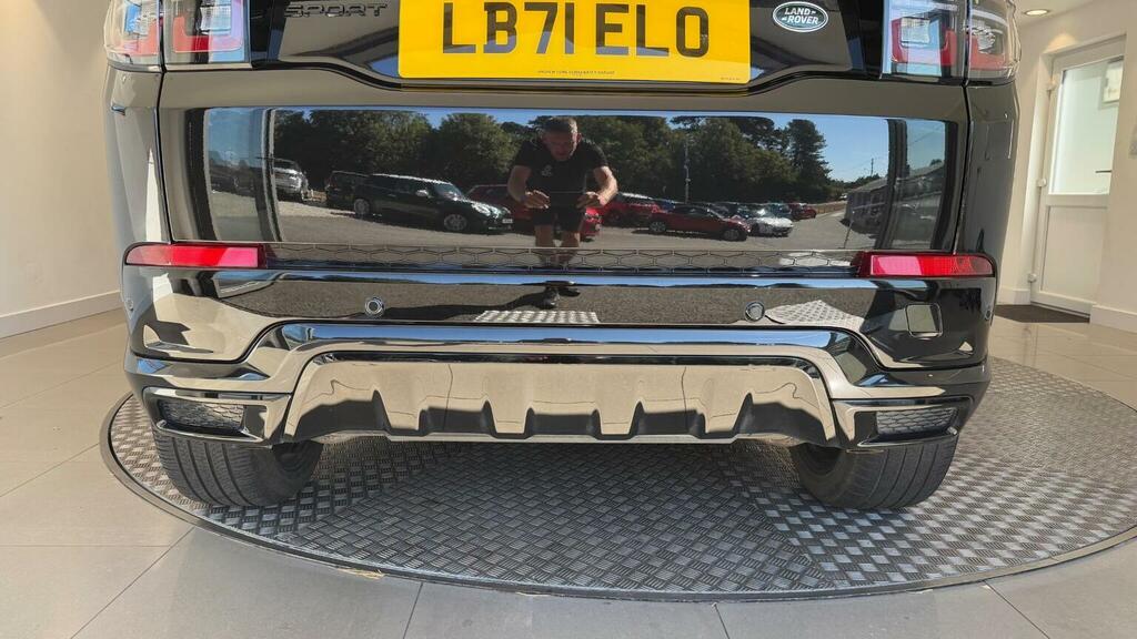 Land Rover Discovery Sport 2.0 D200 R-dynamic Se 5 Seat White #64