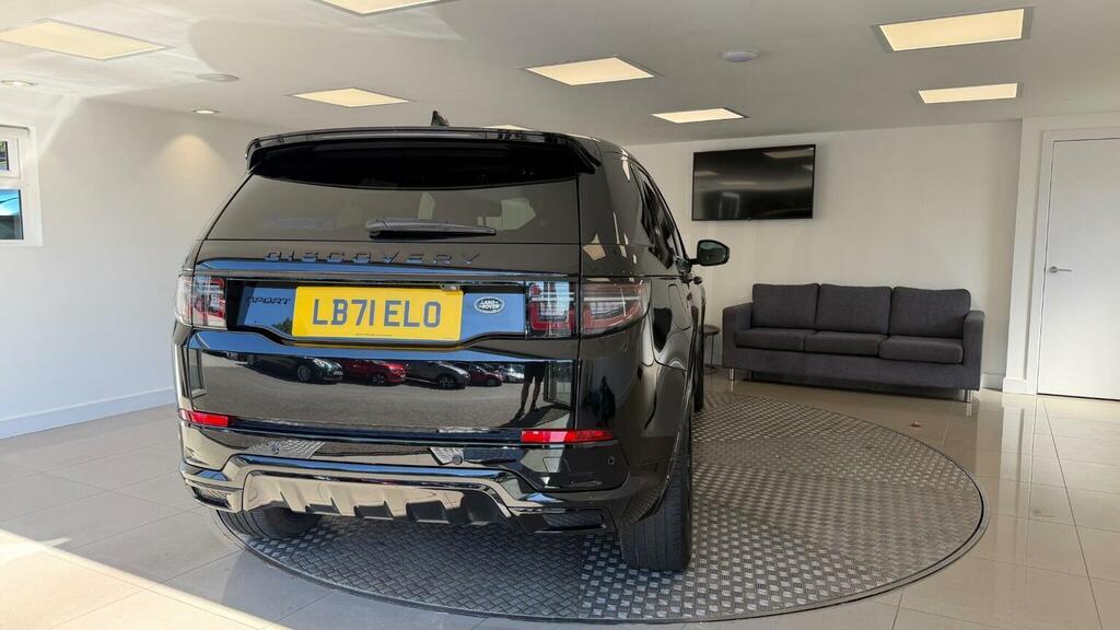 Land Rover Discovery Sport 2.0 D200 R-dynamic Se 5 Seat White #13