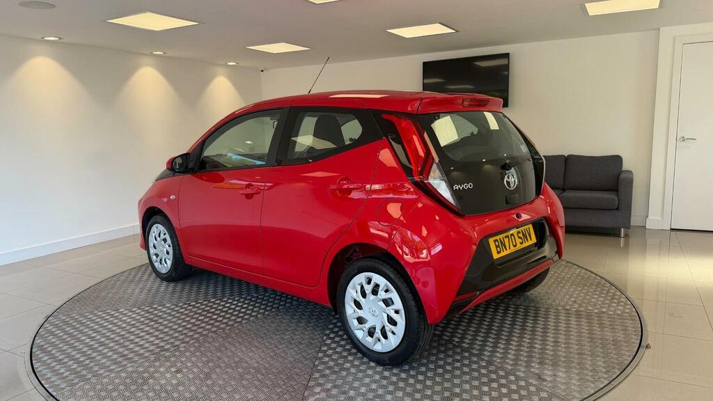 Toyota Aygo 1.0 Vvt-i X-trend White #9