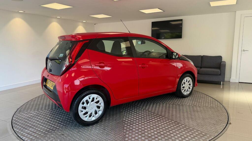 Toyota Aygo 1.0 Vvt-i X-trend White #15