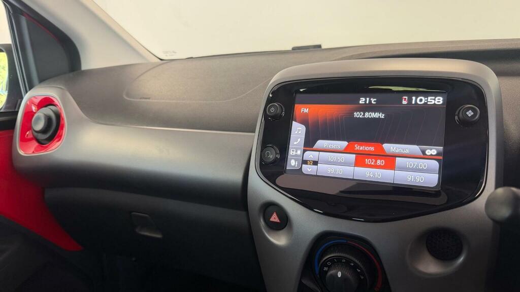 Toyota Aygo 1.0 Vvt-i X-trend White #43
