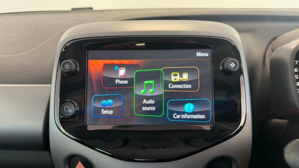 Toyota Aygo 1.0 Vvt-i X-trend White #44