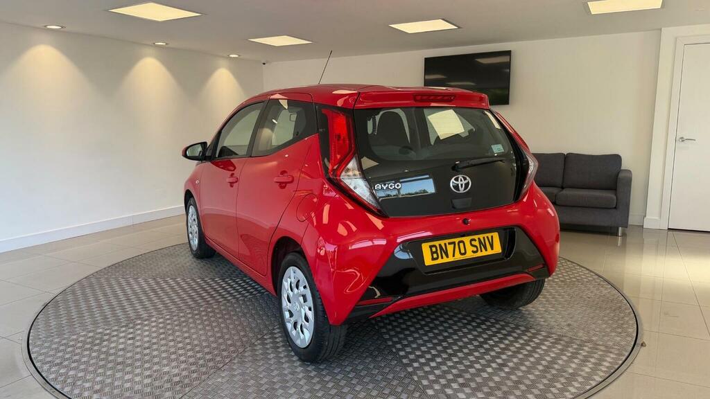 Toyota Aygo 1.0 Vvt-i X-trend White #10