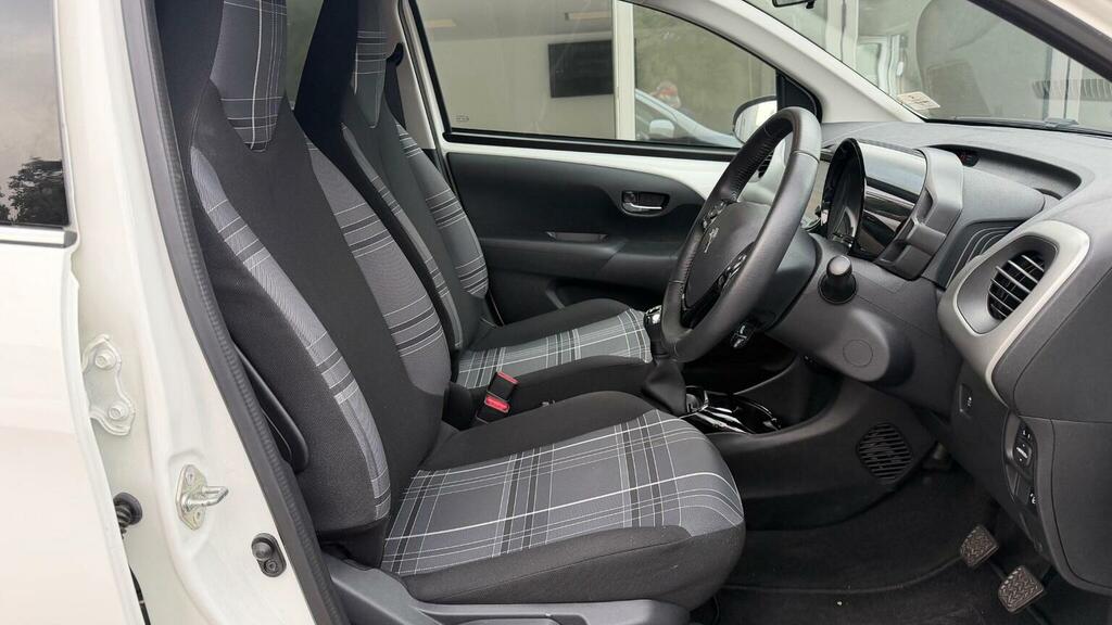 Peugeot 108 1.2 Puretech Allure Euro 6 White #5