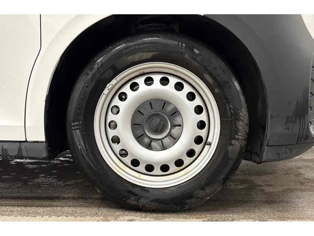 Volkswagen ID.Buzz Pro Commerce White #6
