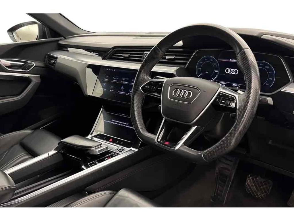 Audi E-tron Black Edition Black #5