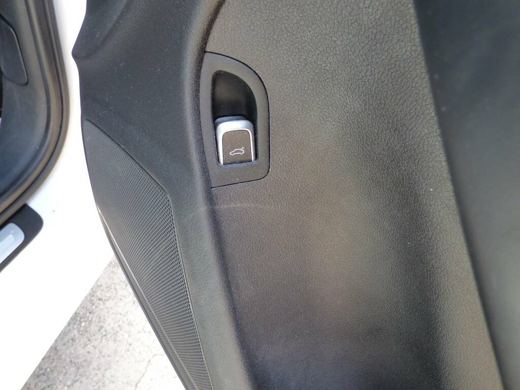 Audi A4 2.0 Tdi S Line Saloon Euro 5 S Black #29