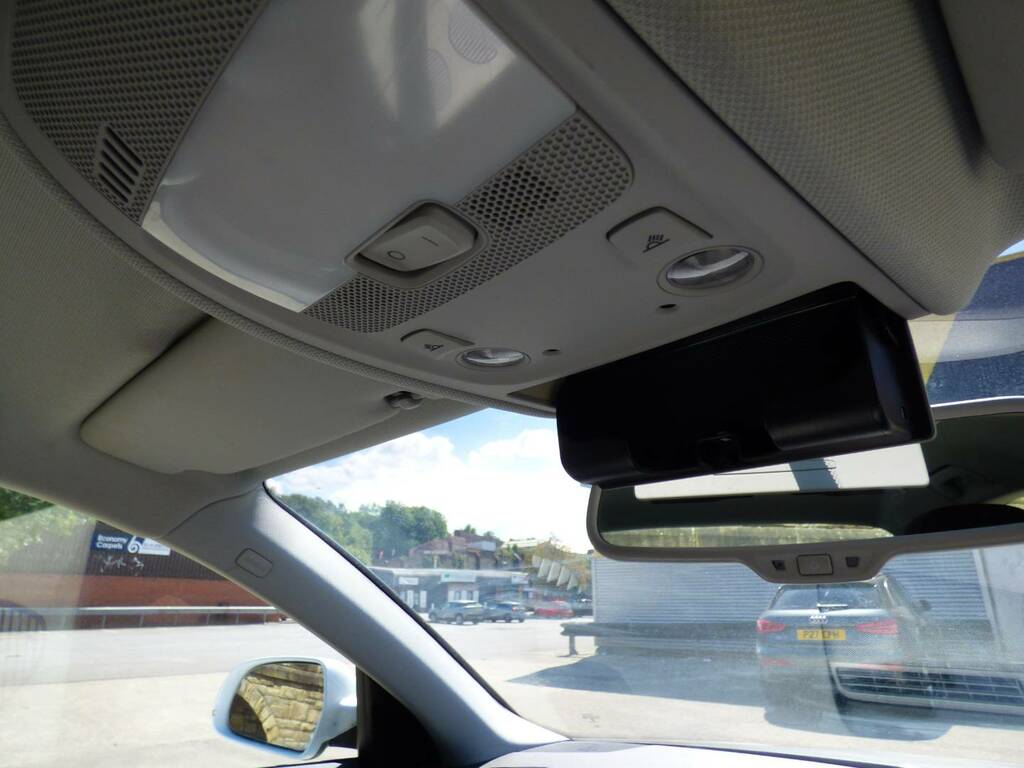 Audi A4 2.0 Tdi S Line Saloon Euro 5 S Black #44
